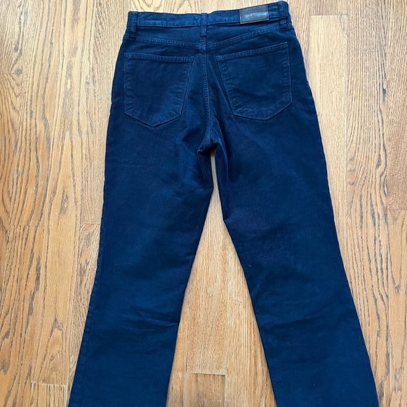 Lucky Brand Bridgette Crop Flare in blue corduroy. Size 28 (6) - Picture 2 of 10